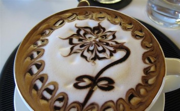 L'Arte del Latte - 1000 modi di decorare un cappuccino