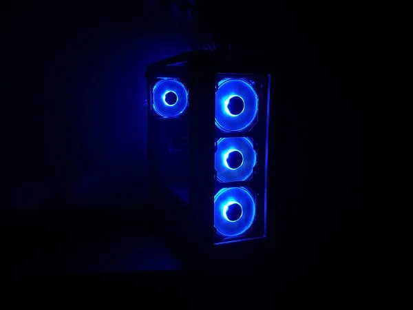 case sharkoon tg5 foto 8