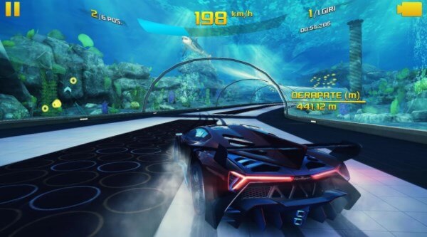 Asphalt 8 Airborne - famoso gioco gratis che funziona senza internet