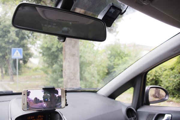 yi dash cam montaggio 3