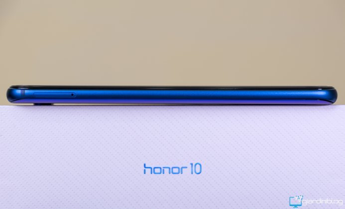 honor 10 sinistra