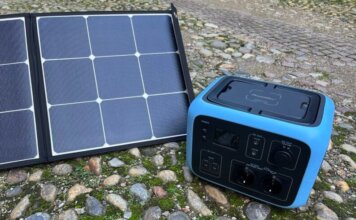 Recensione Bluetti AC50S: La stazione di ricarica versatile e compatta con tante funzioni utili