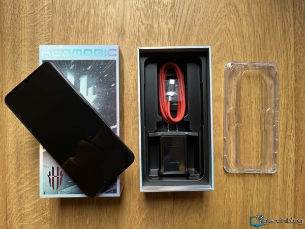 Unboxing Redmagic 7 Pro