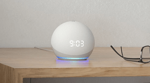 Echo Dot 4 Con Orologio