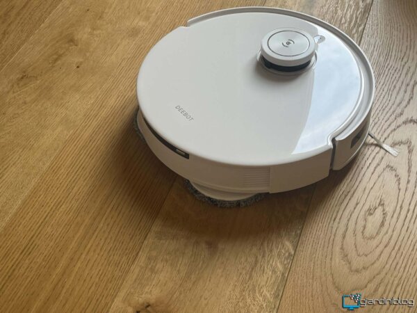 Ecovacs Deebot T10 Turbo Spazzole In Funzione