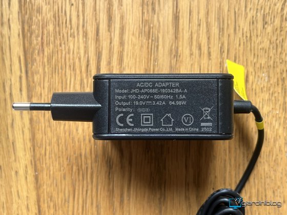 Alimentatore NiPoGi AM06 PRO