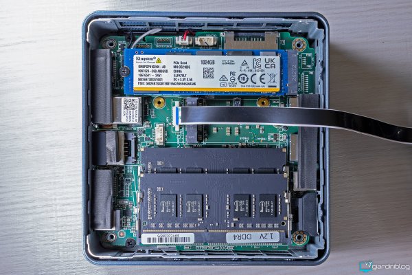 Geekom Mini IT13 2025 Interno 2