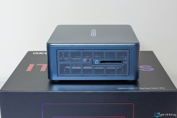 Geekom Mini IT13 2025 Left