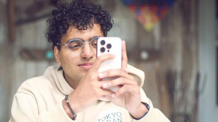 Ragazzo Iphone