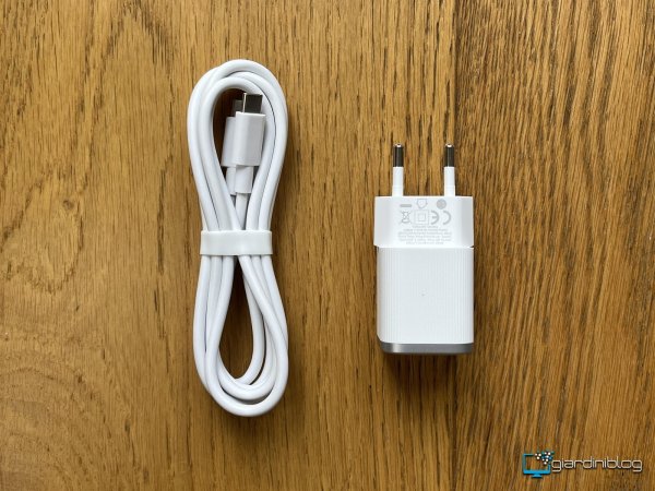 Unboxing Anker Nano 45W