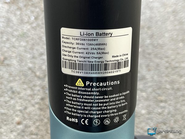 Dettaglio Batteria P275 SE