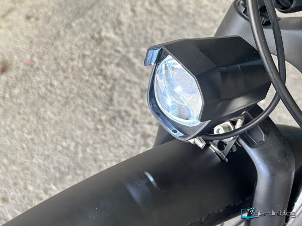 Faro Anteriore P275 SE