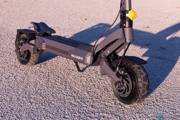 Ausom DT2 Pro Design 3