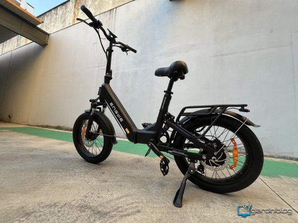 Vista Posteriore L20 3.0 Boost