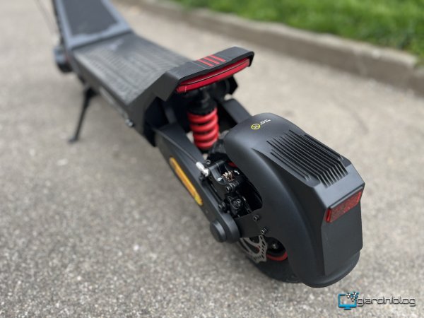 Sospensione Posteriore Dettaglio ENGWE Y1000