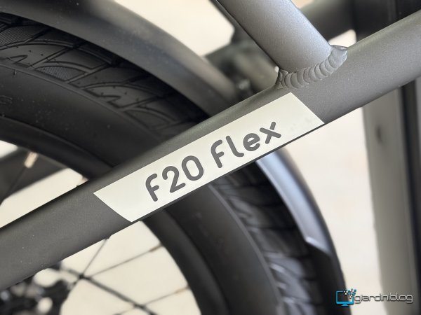 F20 Flex Dettaglio