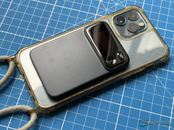 Comu Action Pro Su IPhone Con MagSafe